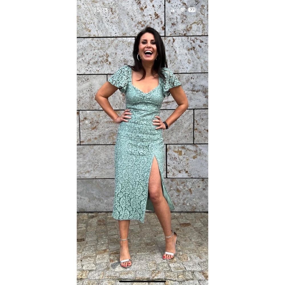 NWT Zara Green Lace V-Neck Short Sleeve Front Slit Hem Midi Dress, Size Small - Picture 11 of 16